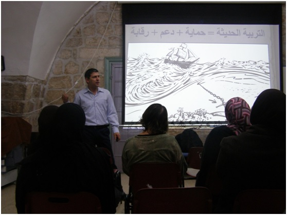 محاضرة حول تحديات "الزمن الصعب" في تربية الأبناء بمدرسة سانت جورج باللد